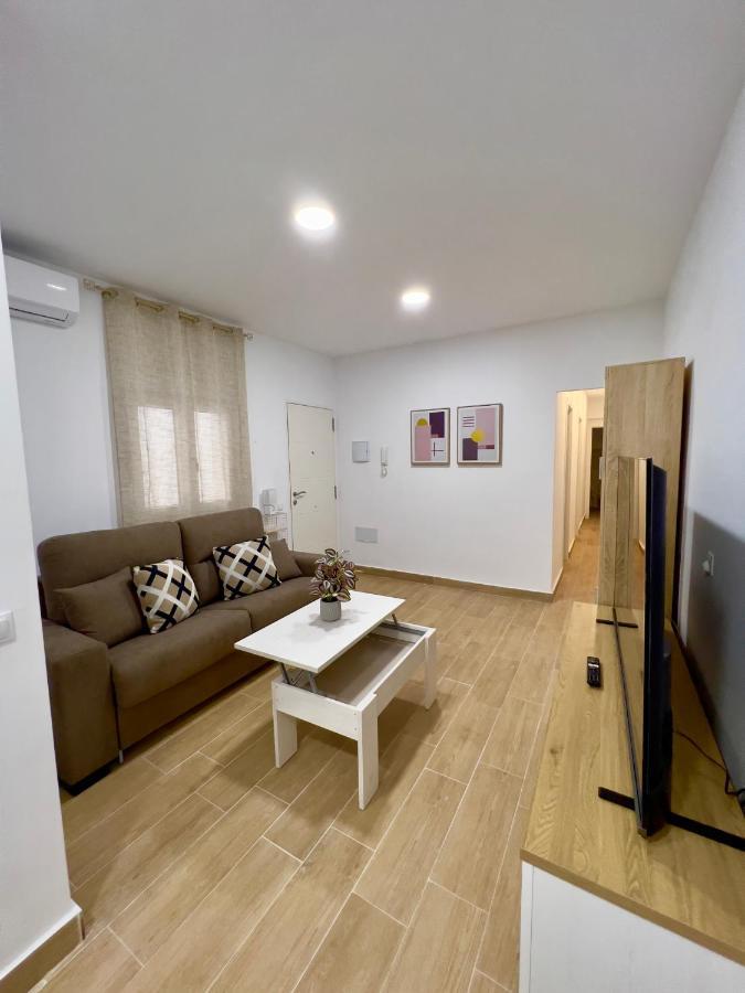 Rockside Residences Suites La Linea La Línea de la Concepción Εξωτερικό φωτογραφία