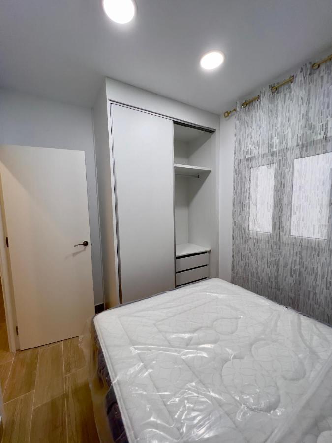 Rockside Residences Suites La Linea La Línea de la Concepción Εξωτερικό φωτογραφία