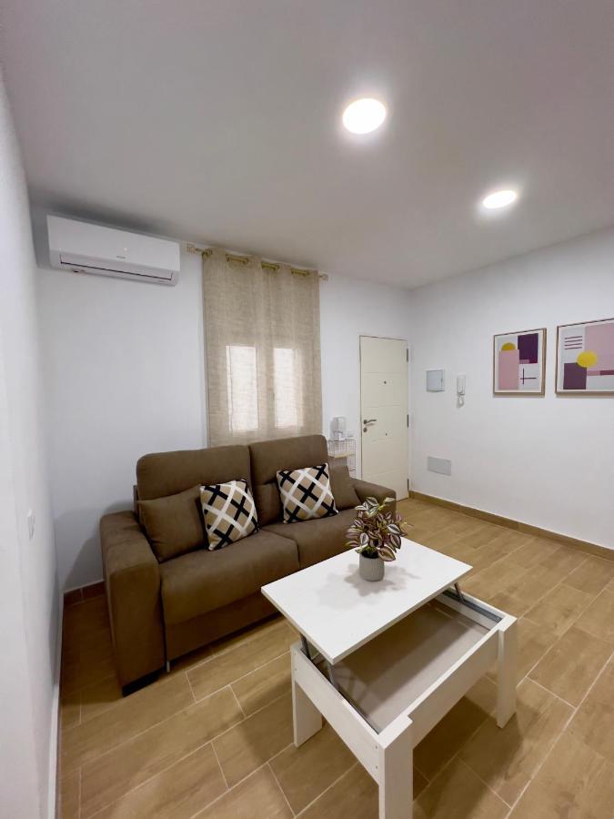 Rockside Residences Suites La Linea La Línea de la Concepción Εξωτερικό φωτογραφία